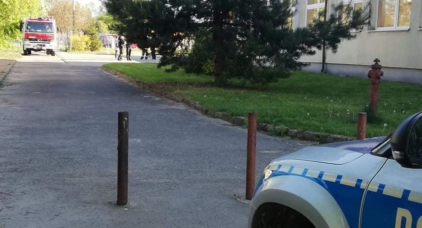 Alarm bombowy w szkole w Mszczonowie