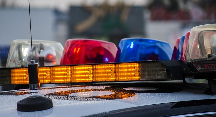 Policjanci ścigali mężczyznę podejrzanego o rozbój 