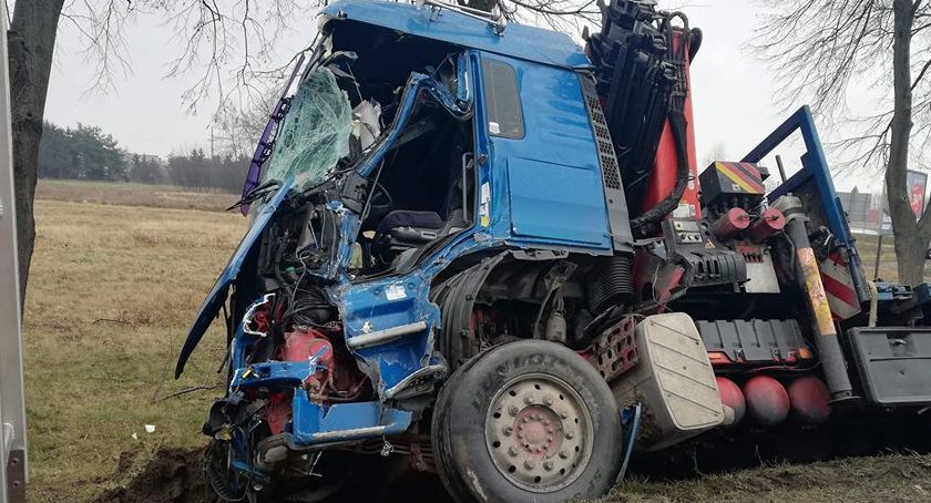 Zderzenie samochodów ciężarowych 