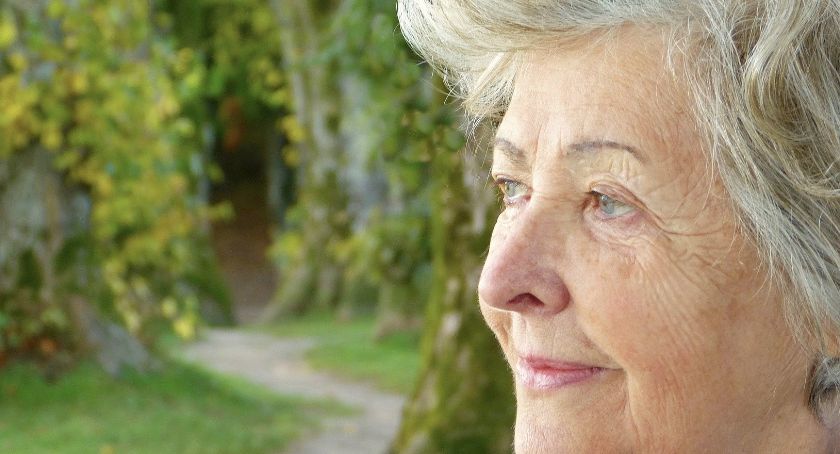 Komunikat w sprawie zawieszenia zajęć w ramach projektu „ŻYRARDÓW STAWIA NA SENIORÓW”
