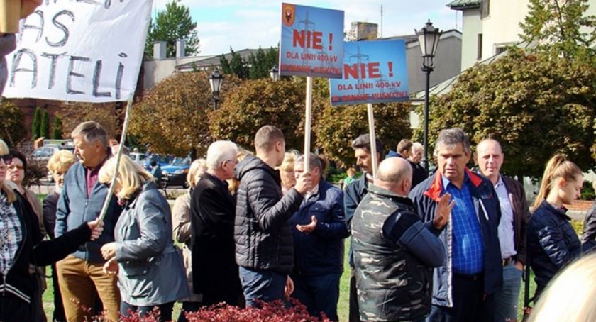 Droga krajowa nr. 50 zablokowana przez protestujących - trasa nieprzejezdna!