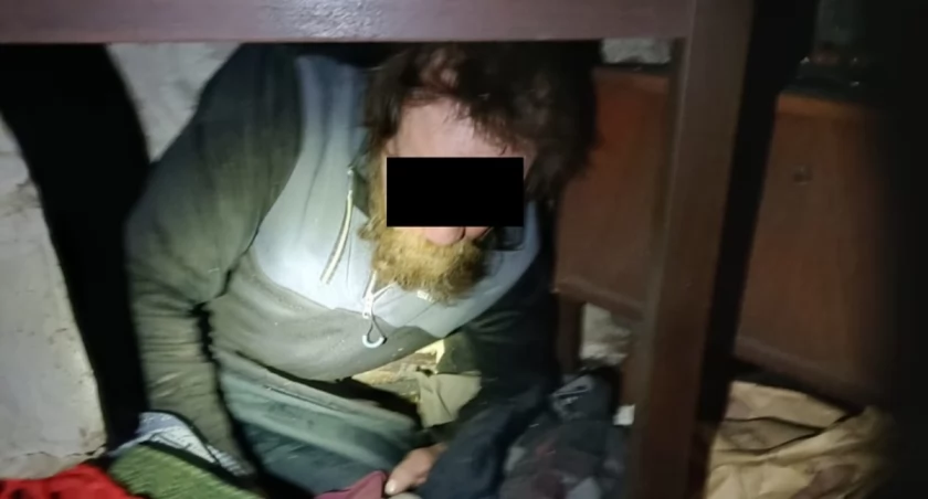 Aresztowanie groźnego przestępcy w gminie Wohyń przez radzyńskich kryminalnych Ukrywał sie pod stołem 