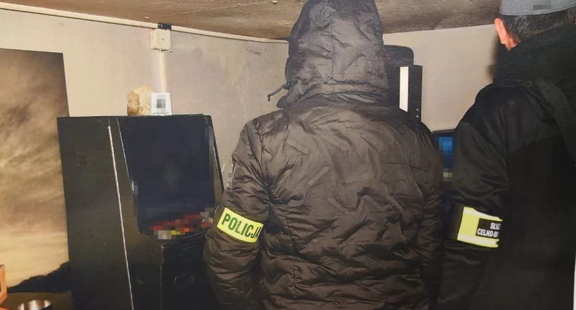 Policja w Łukowie zatrzymała mężczyzn za nielegalne gry hazardowe i narkotyki! 