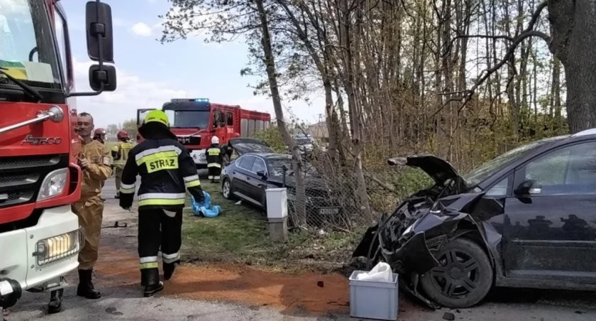 Wypadek w Woli Osowińskiej 4 osoby ranne. Lądował śmigłowiec 