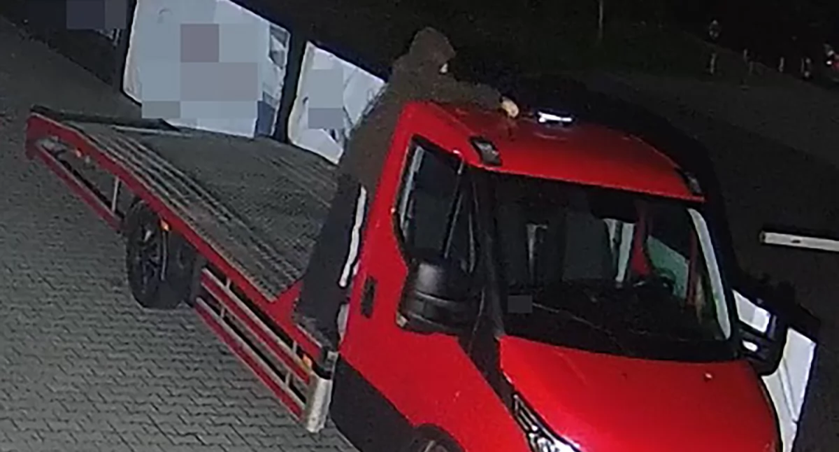 Ukradł lampę. Grozi mu surowa kara