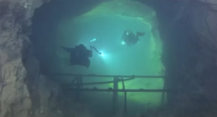 Kopalnia „Maria Concordia”. Dlaczego ta niebezpieczna kopalnia cieszy się taką popularnością wśród nurków?
