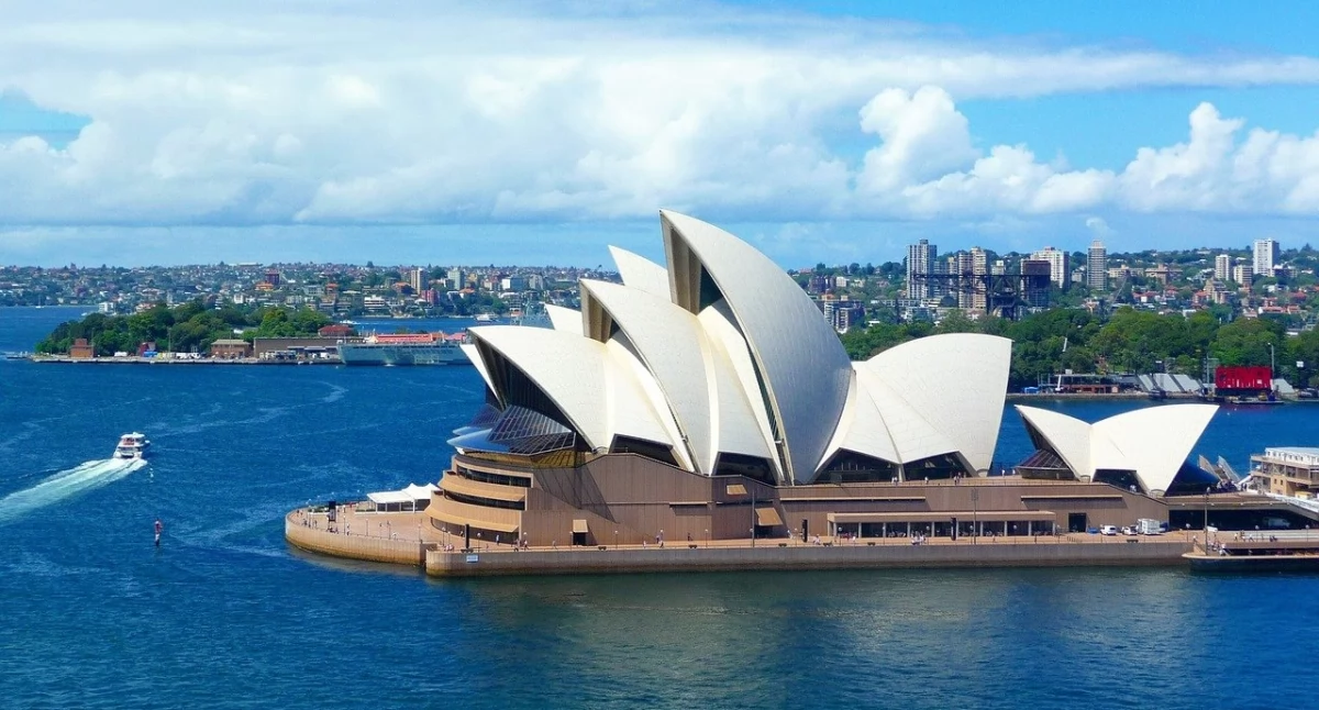 Opera w Sydney to fantastyczna kombinacja betonowych muszli. Wiesz, że mogła wyglądać inaczej?