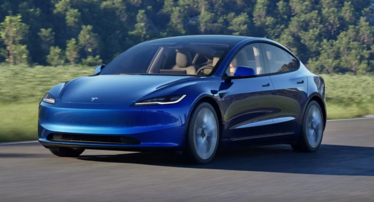Tesla wprowadza po latach funkcję ASS w swoich nowych modelach