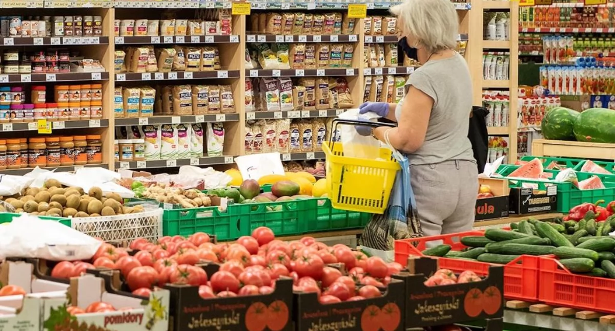Większość Polaków dosłownie poluje na promocje!