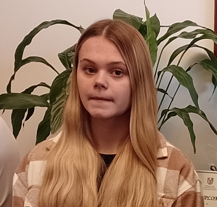 Wiktoria Siempińska walczy na podeście w Biłgoraju