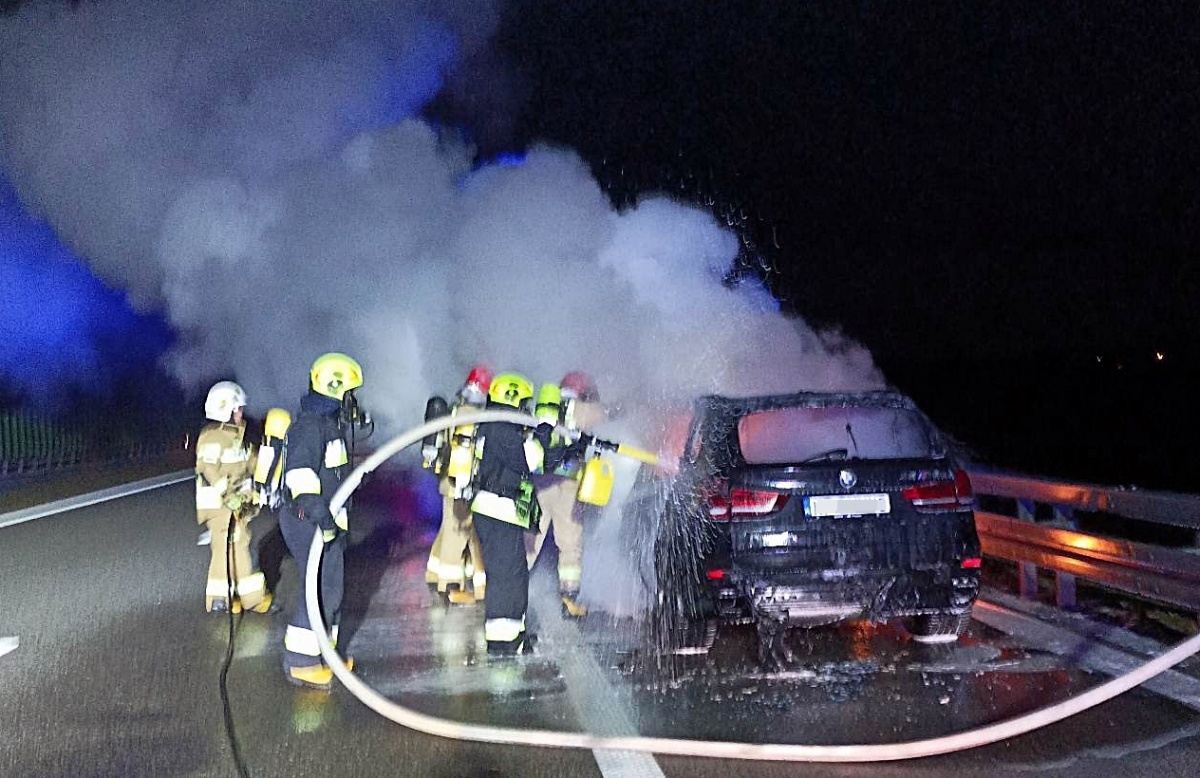 Na autostradzie A4 w Czarnej Sędziszowkiej bmw stanęło w ogniu