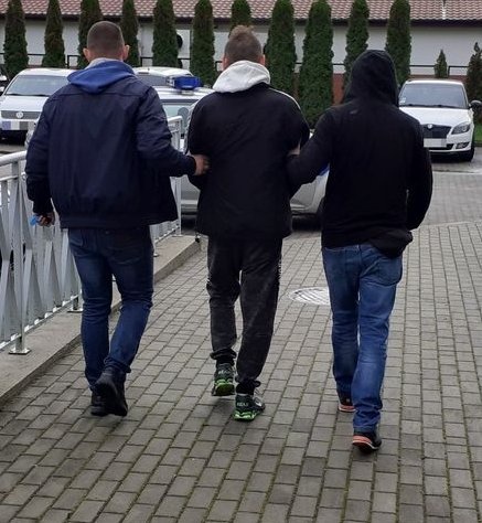 Włamanie do piwnicy. Sprawcy wynieśli łup o wartości 4,5 tys. zł