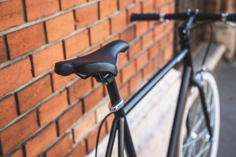 Rowerzysta w Ropczycach jechał „na bani” i z narkotykami