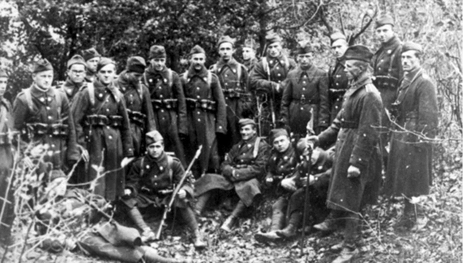 „Korab” zapewnia bezpieczeństwo zrzutom lotniczym - Szymon Pacyna przybliża naszą historię. Cz. 2