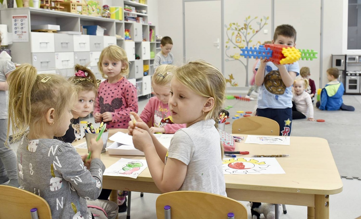 W Brzezówce miejsce szkoły zajmie dodatkowa grupa przedszkolaków i filia żłobka. Radni są za takim rozwiązaniem