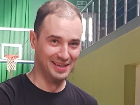 Radny Skórski pyta internautów o likwidację szkoły w Brzezówce. W poniedziałek zagłosuje ropczycka Rada Miejska