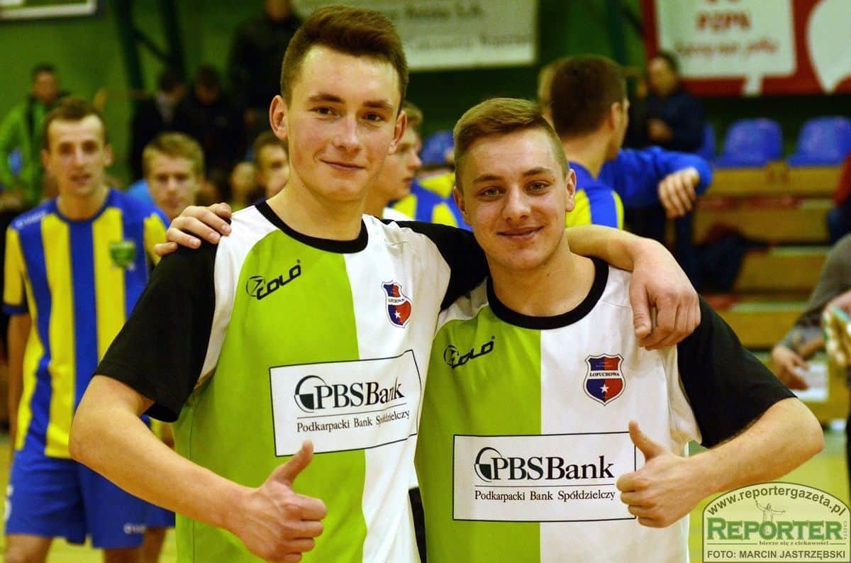 Dziś Halowy Turniej o Puchar Burmistrza Ropczyc. Powalczą Błękitni, Strażak, Inter, LZS Łopuchowa i LZS Mała