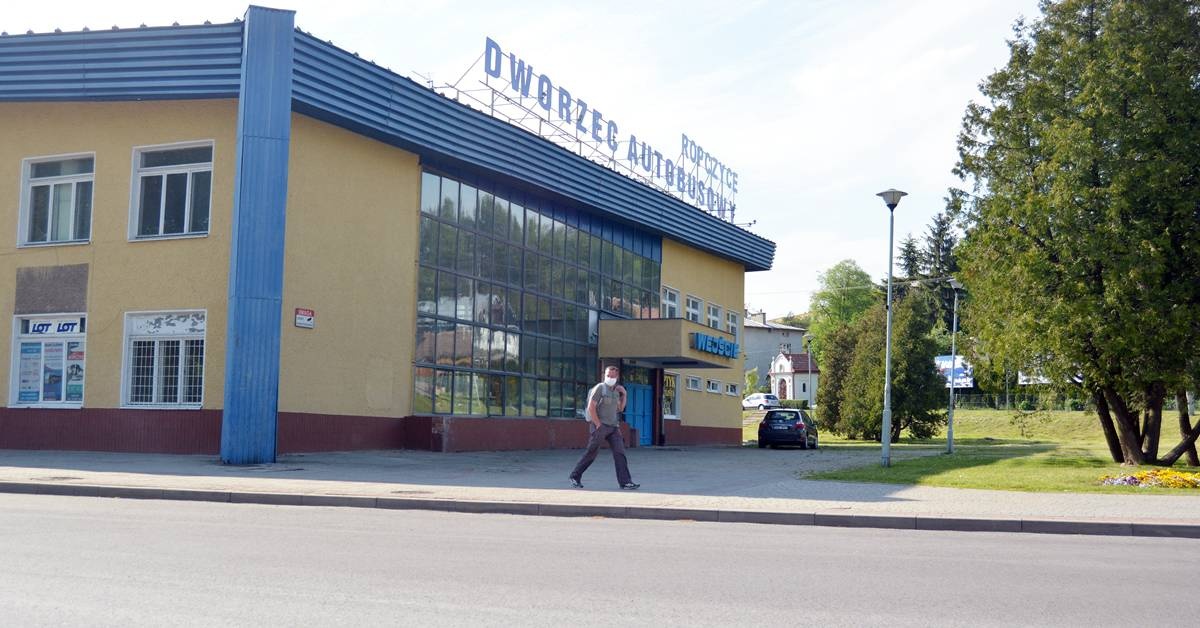 W Ropczycach Lidl zastąpi dworzec?