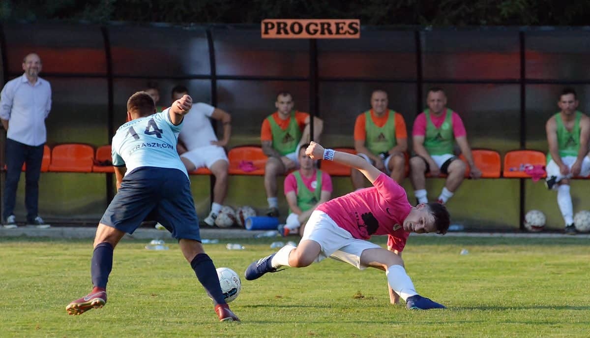 Progres Kawęczyn - Borowiec Straszęcin 1:3 - ZDJĘCIA