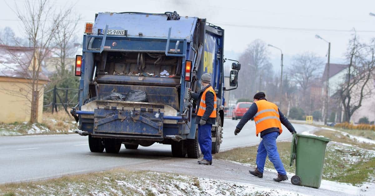 W Ropczycach popiołu i mebli już nie zabiorą