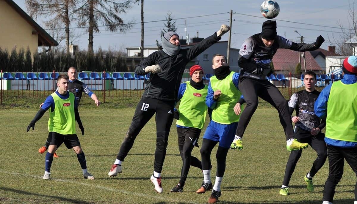 Błękitni Ropczyce - Radomyślanka Radomyśl Wielki 7:2 - ZDJĘCIA