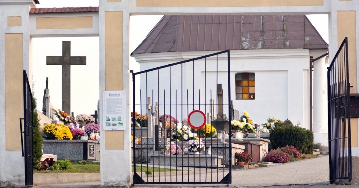18-latek w areszcie. Zdewastował nagrobki w Sędziszowie Małopolskim