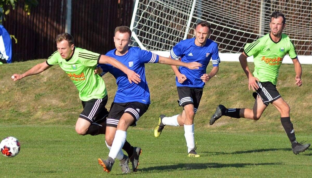 Strażak Lubzina - Pogórze Wielopole Skrzyńskie 1:2 - ZDJĘCIA