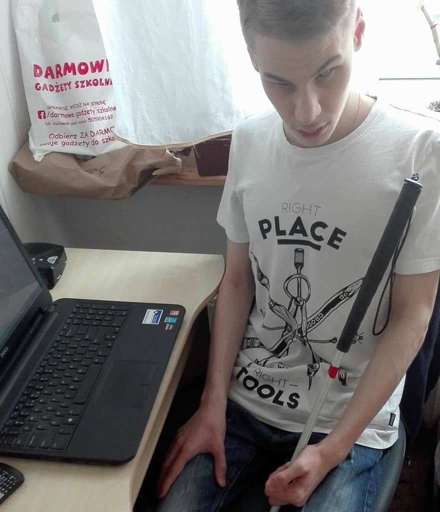 Choć nie widzi, tworzy strony internetowe