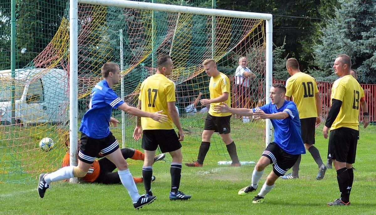 Strażak Lubzina – LKS Zasów-Mokre 4:1 - ZDJĘCIA