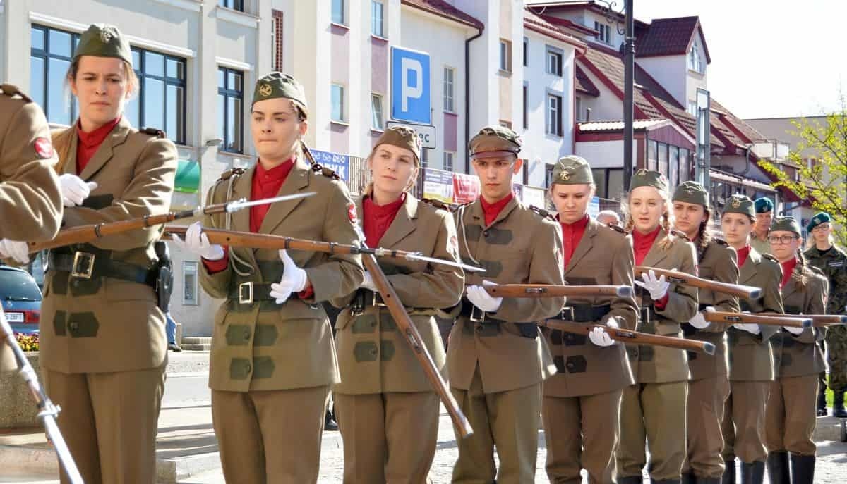 Sokół święcił sztandar - ZDJĘCIA