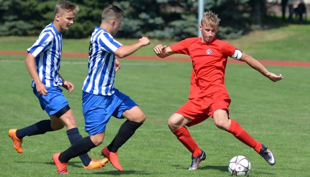 Błękitni Ropczyce (juniorzy) - Karpaty Krosno 1:2 -  ZDJĘCIA