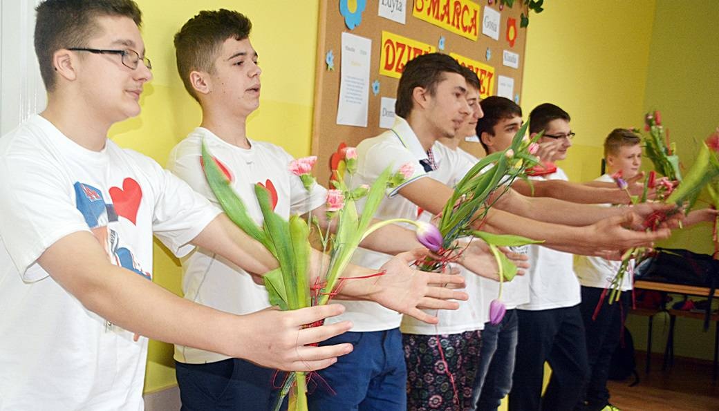 Nietypowy Dzień Kobiet w Gnojnicy - ZDJĘCIA