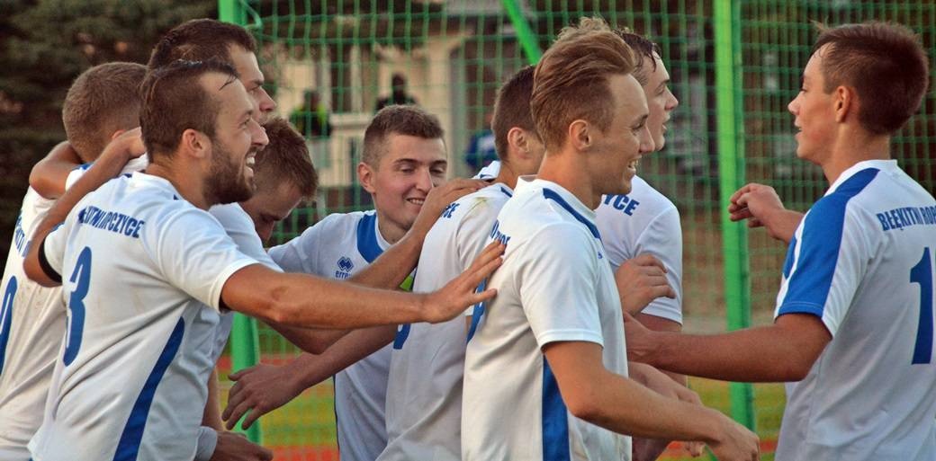 Błękitni Ropczyce - Przełom Besko 3:2 - ZDJĘCIA