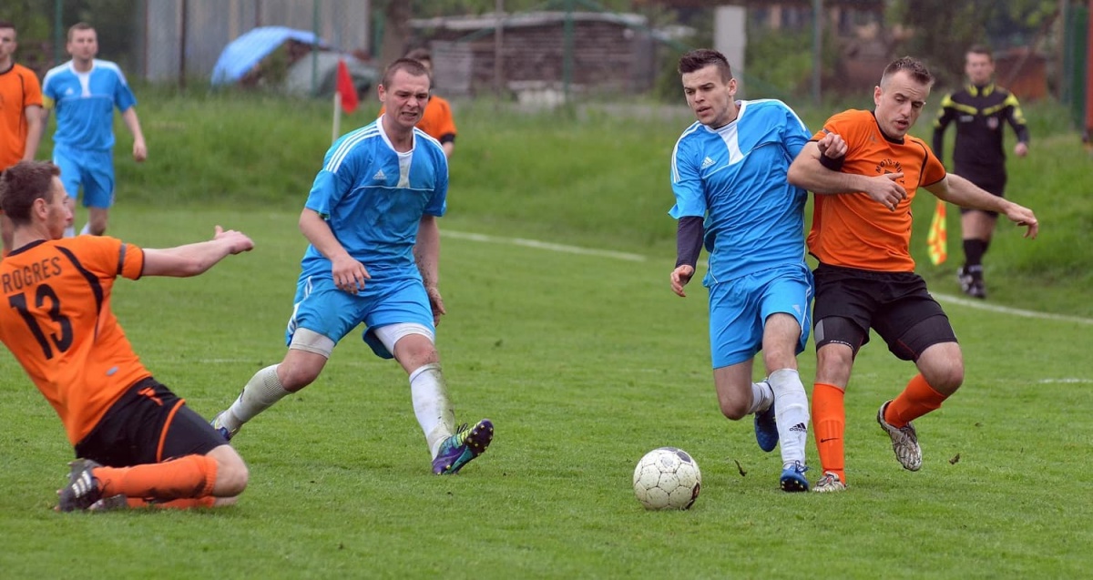 Progres Kawęczyn - KS Dzikowiec 2:4 - ZDJĘCIA