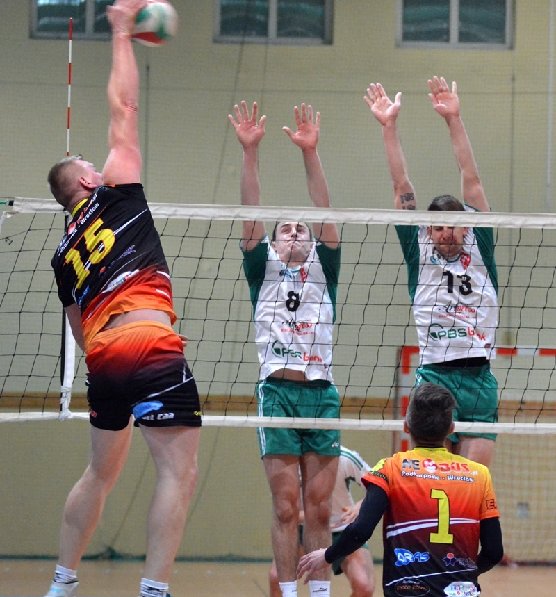 Tęcza Sędziszów - Neobus Raf-Mar Niebylec 3:0 - ZDJĘCIA