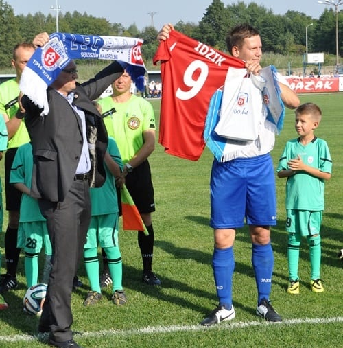 Lechia - Wisła 0-6 na jubileusz 100-lecia sędziszowskiego klubu - galeria ZDJĘĆ
