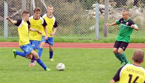 Błękitni Ropczyce – Stal Stalowa Wola 1-0 - galeria ZDJĘĆ