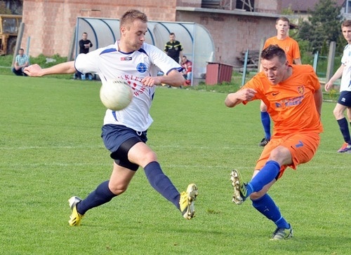 Błękitni Ropczyce - Radomyślanka Radomyśl Wielki 3-0 - galeria ZDJĘĆ