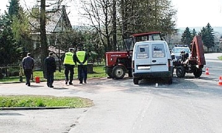 Wypadek  z pijanym  traktorzystą