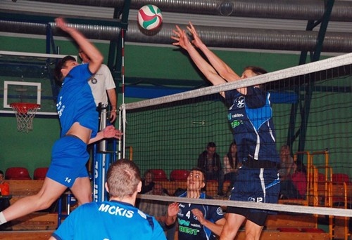 Błękitni Ropczyce - Energetyk Jaworzno 3:0 - galeria ZDJĘĆ