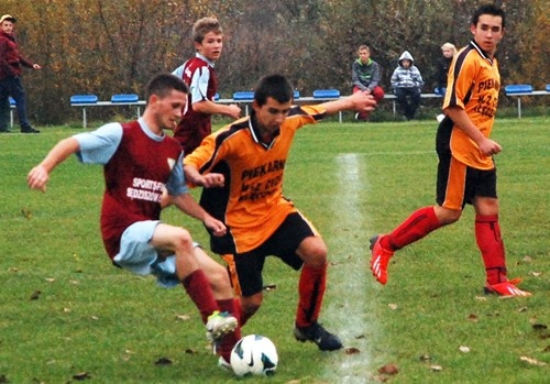 Piast Wolica Piaskowa - Plon Klęczany 0-7 (juniorzy młodsi) - galeria ZDJĘĆ