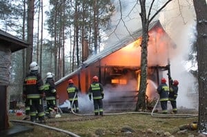 Spalił się doszczętnie - galeria ZDJĘĆ
