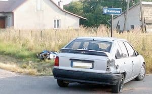 Motor leciał nad autem?