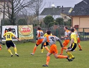 Piłkarskie wyniki ligowe - 2,3 kwietnia