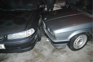 Oddaj auto, kop dół!