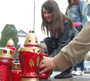 Mieszkańcy powiatu przeżywają katastrofę spod Smoleńska