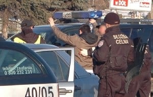 Celnicy przechwycili koło Sędziszowa transport papierosów