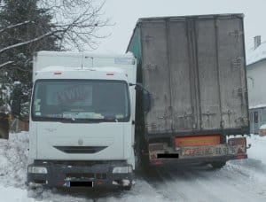 Za wąsko odśnieżone - galeria ZDJĘĆ
