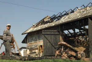 W Nawsiu spłonęła stodoła