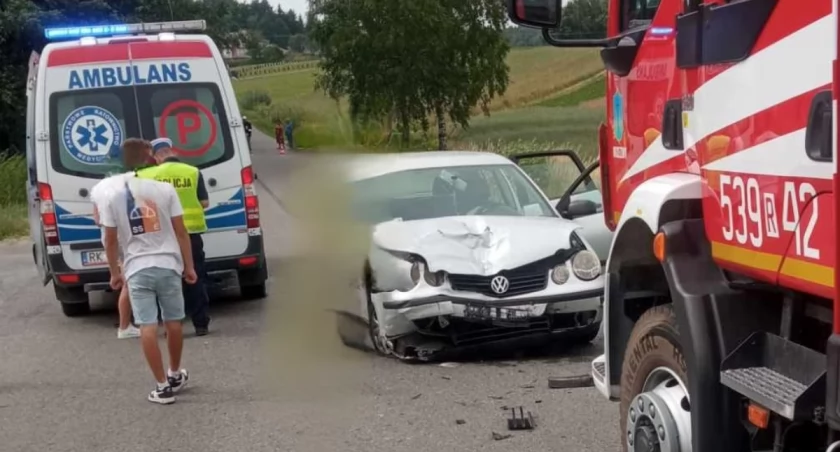 Wypadek w Brzezinach. Dwie pasażerki trafiły do szpitala